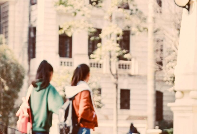 gift for your friends's daughter's success gift-select.com